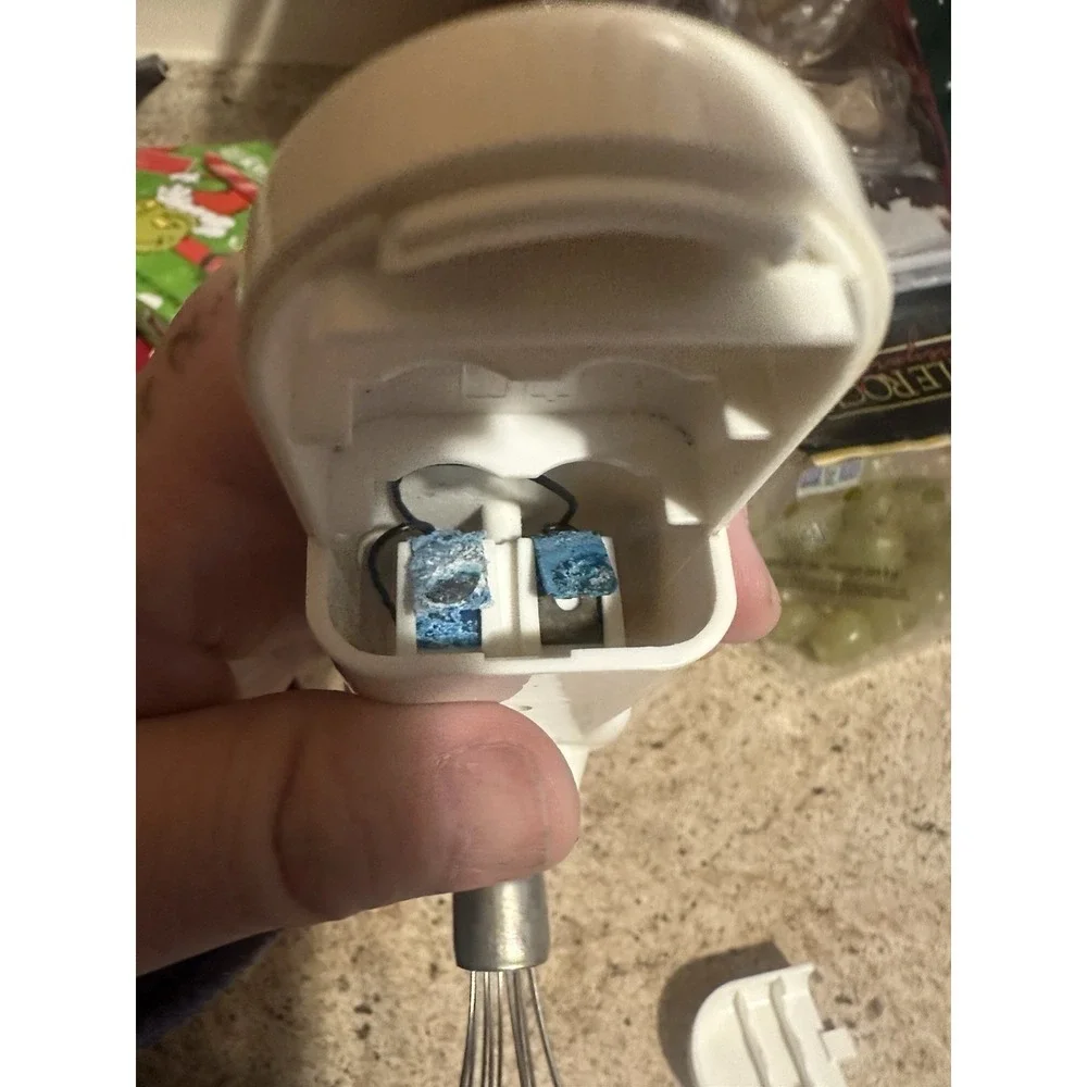 Vintage Battery Operated Hand Mixer